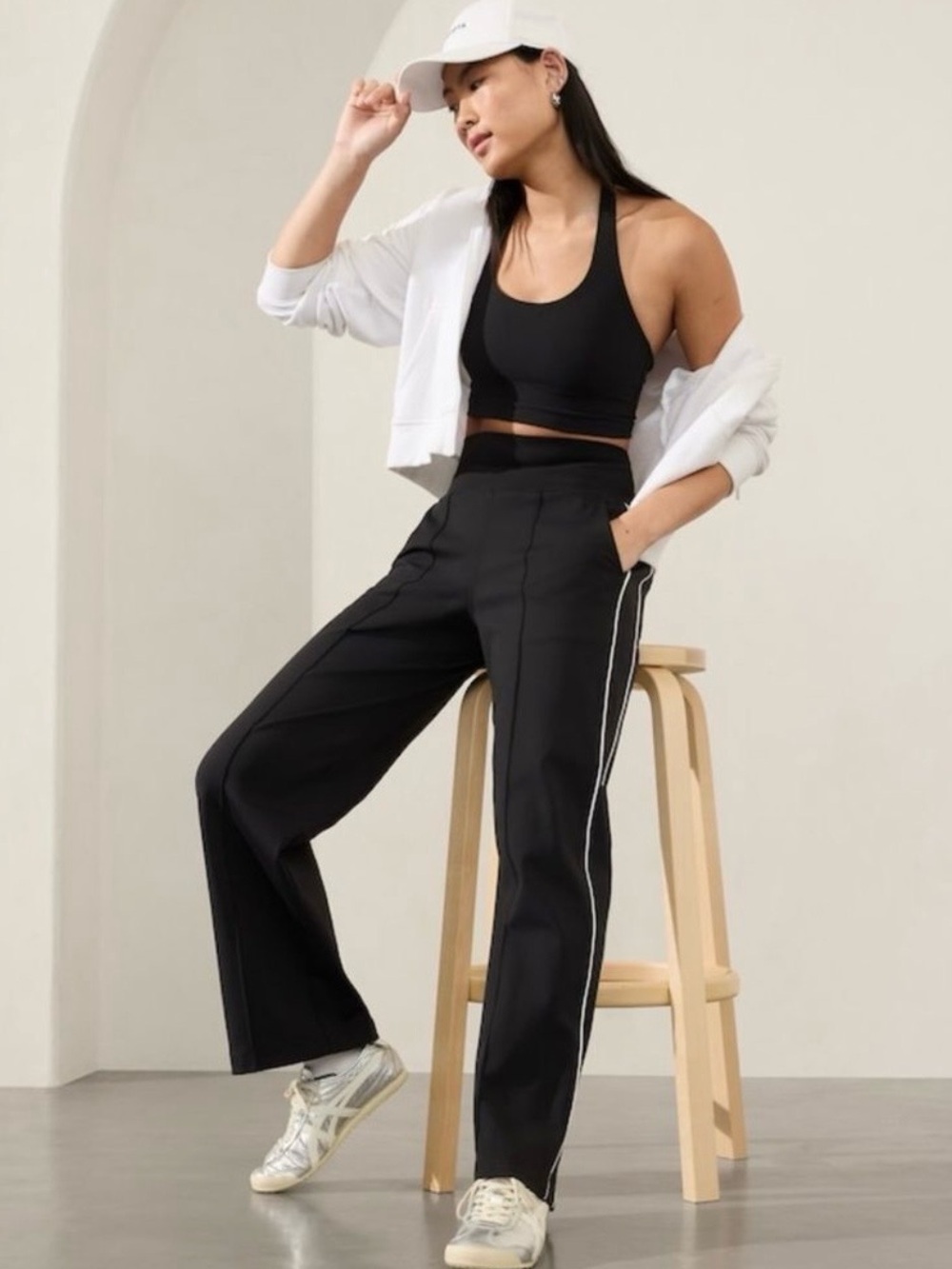 ATHLETA 🖤☀️ Venice High Rise Wide Leg Track Pants
